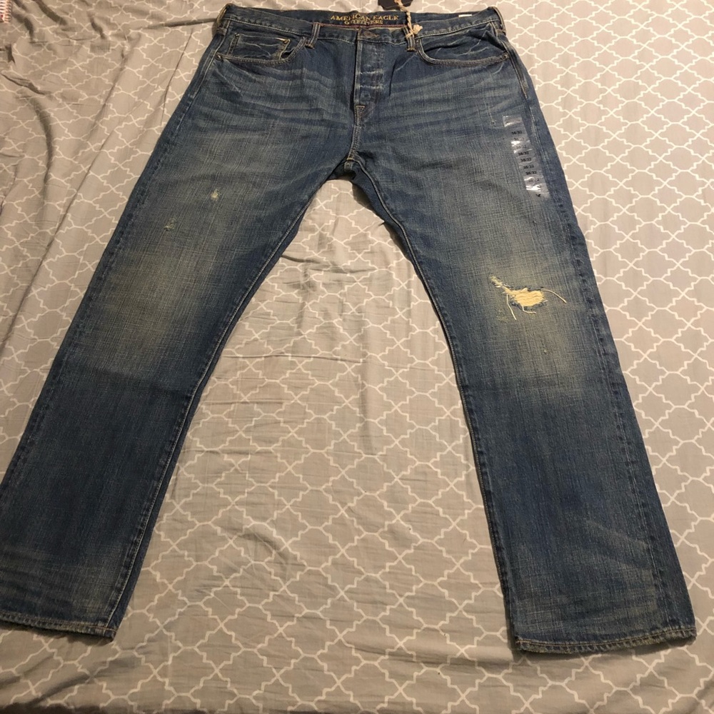 American Eagle distressed jeans